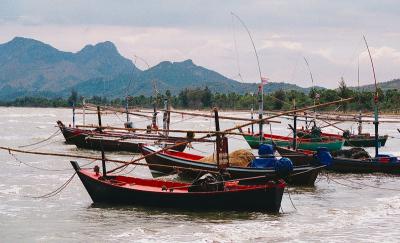 Fishing-Boats2-Pranburi-1-2.jpg
