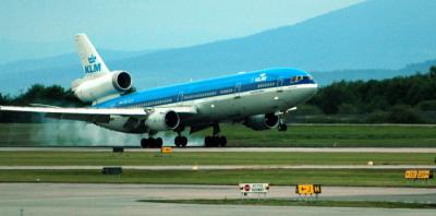KLM MD 11