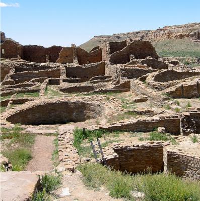 Kiva  in Chaco-Ladder not Indigenous.jpg