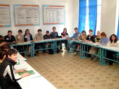 Nikolivesk classroom April 04