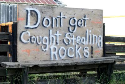 u26/chawkins/medium/43816912.rocks.jpg