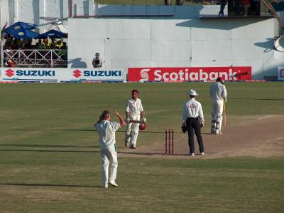 Cricket Sarwan & Chris Gayle batting for West Indies