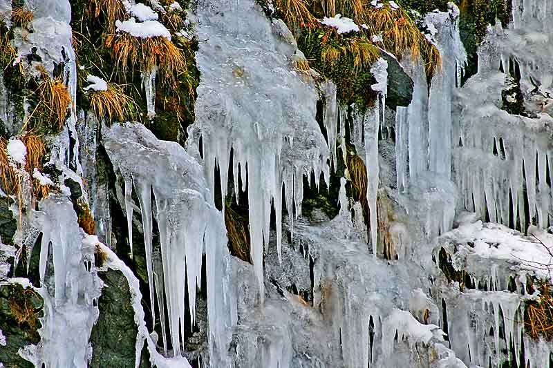 Icycles *