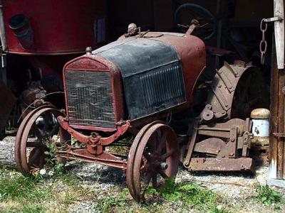 Old Tractor.jpg