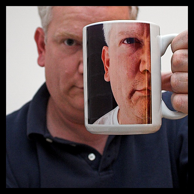 Mug Shot (*)