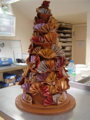 Another Helter Skelter I made that has no cake in it as it is a display cake for Harrod's!! Woohoo.
