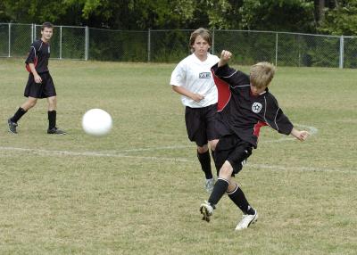 ChargersSoccer051405_118.jpg