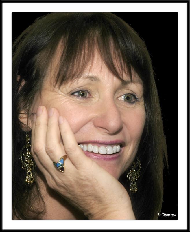 5/15/05 - Loraine Moeller<br><font size=3>ds20050514b_0162bwF Loraine.jpg</font>