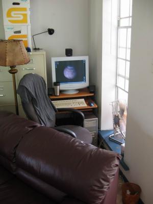 Roo's temporary computer nook