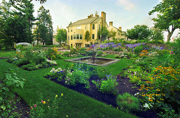 Tracy Memorial Library Garden