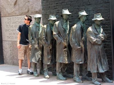 FDR Memorial Statues