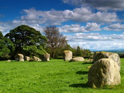 Long Meg and her daughters
