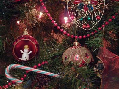 33 Festivities: The Festive Tree.