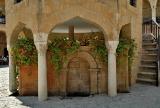 Byk Han (mosque in courtyard)