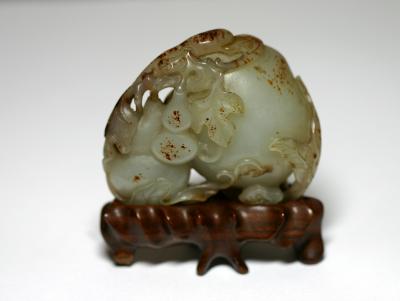 Jade Fruit with Bat, 2 high without stand - Reverse Side