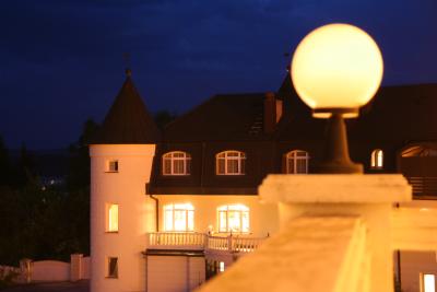 Hotel S.E.N.