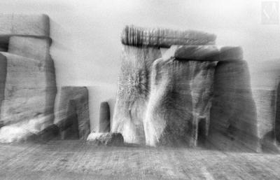 stonehenge4_zoomed.jpg