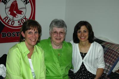 Tracy Millie and Linda.jpg