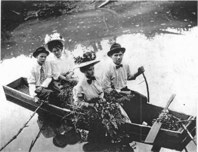 Buttahatchie Boating 1909