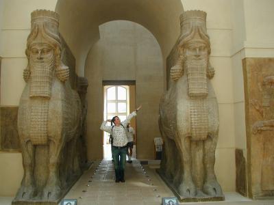 Me with Winged Assyrian Bulls, Louvre (4/30)