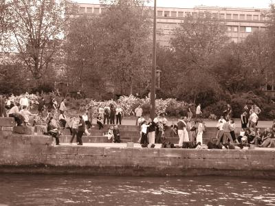 Parisian Dancers, from the boat (5/1)