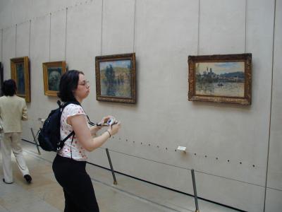 Debbie Viewing Art, Musee d'Orsay (5/3)