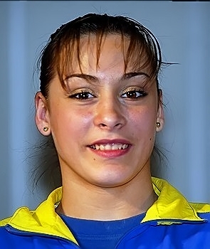 Catalina Ponnor  (ROM)