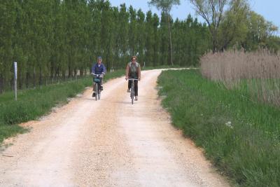 Susan and Brunella along the Sile