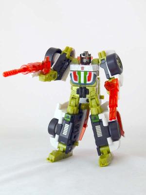 Wheeljack - Robot Mode