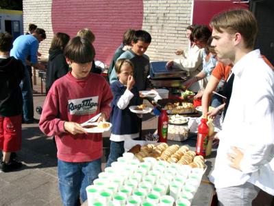 u26/jwc/medium/43607188.barbeque004.jpg