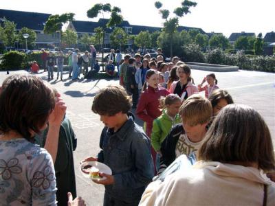 u26/jwc/medium/43607189.barbeque005.jpg