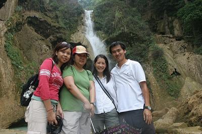 Main Waterfall (Group Photo)