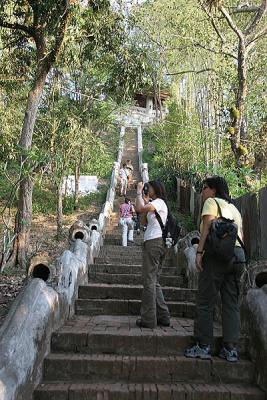 Joyce and Noon at stairs up Phu Si