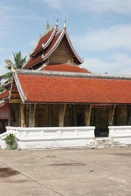 Main Building at Wat Mai