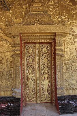 Door at Wat Mai