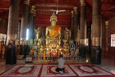 Inside Wat Mai