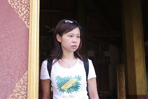 Joyce at Wat Saen