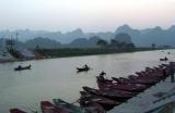 Yến River at 7 pm