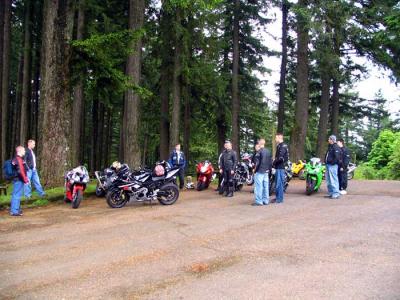 bikes-bald-peak2.jpg