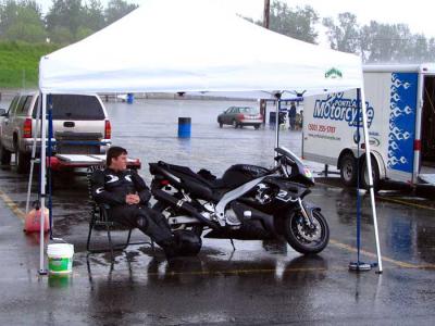 waiting-the-rain-out.jpg