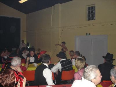 u26/ltg/medium/43389873.ds_20050212FeestjeToneel068.jpg