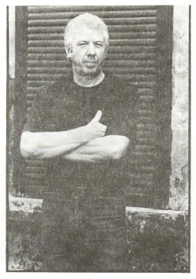 u26/ltg/medium/44079305.ds_Brochure05.jpg