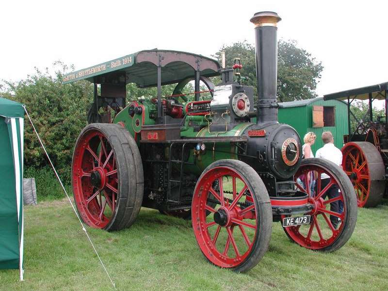 Steam Traction Engine.jpg