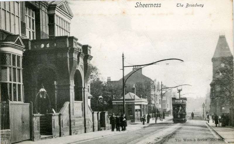 Broadway Tram