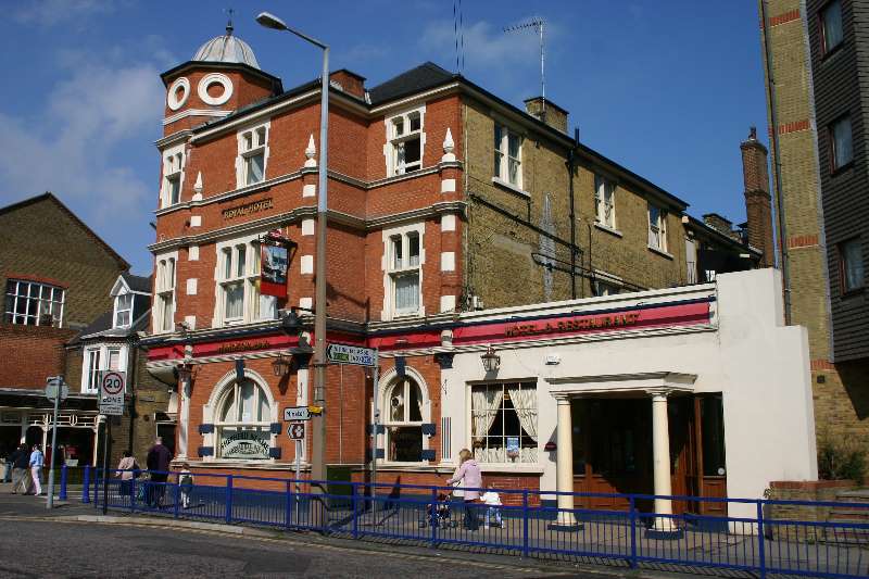 Royal Hotel