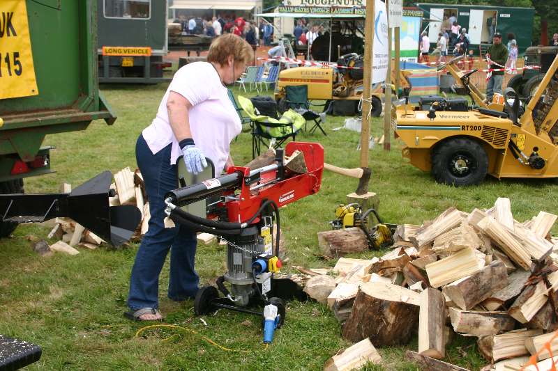 Log splitting