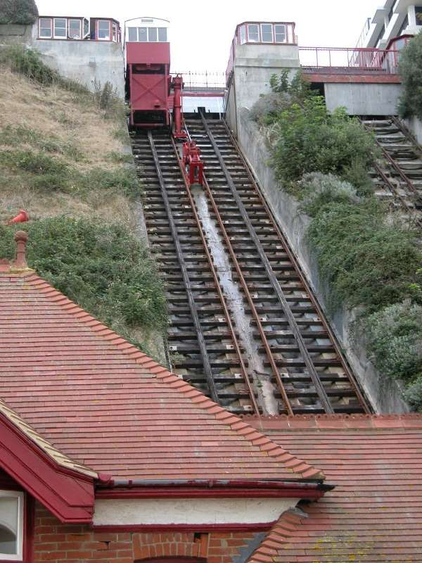 The Leas Cliff Lift