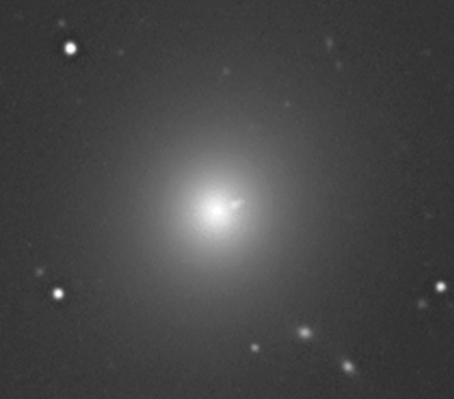 M87 et jet, recadr taille 200%