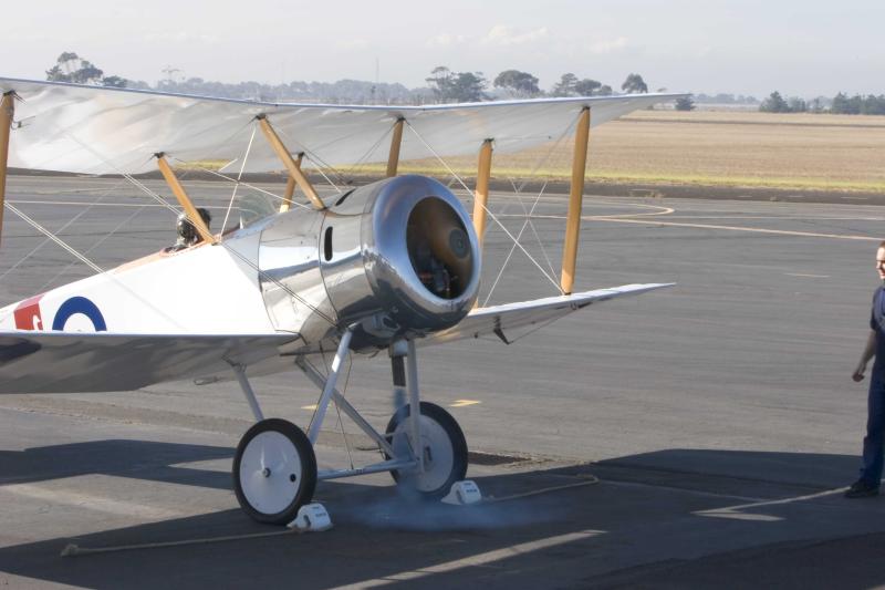 Sopwith-fires-up5244.jpg