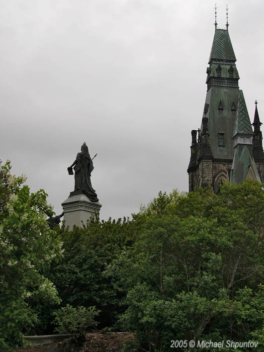 Queen Victoria Statue and West Block